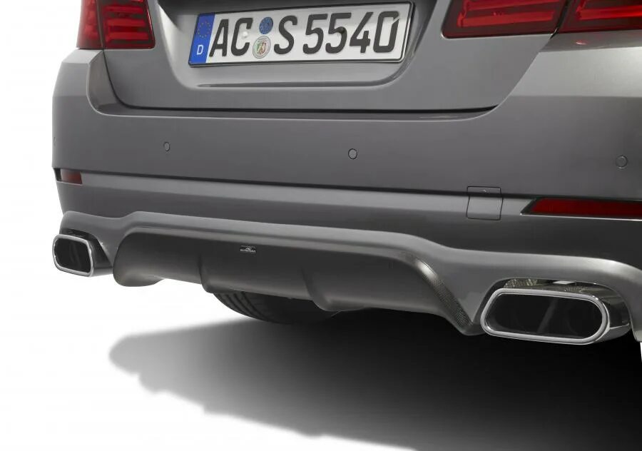 Задний бампер бмв 5. Задний бампер bmw f10 lci. задний диффузор bmw f10. bmw f10 задний бампер м. диффузор заднего бампера bmw f10.