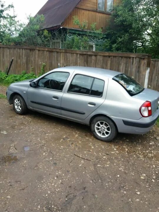 Рено симбол купить бу. Renault symbol 2005 185/65 14. Рено Симбол 2005. Рено Симбол 1997. Рено Симбол 2007.