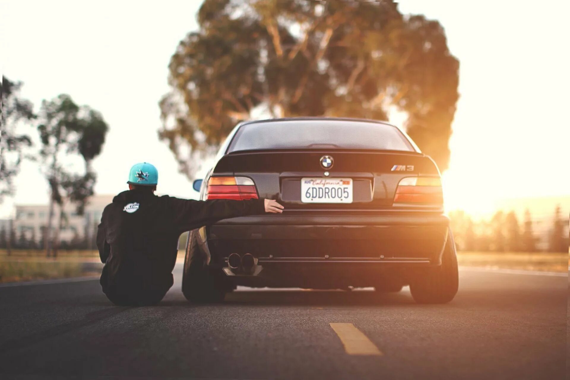 Авто рядом со мной. Bmw e36 бпан. peugeot 406 stance. парень обнимает машину. доброе утро автомобилисты.