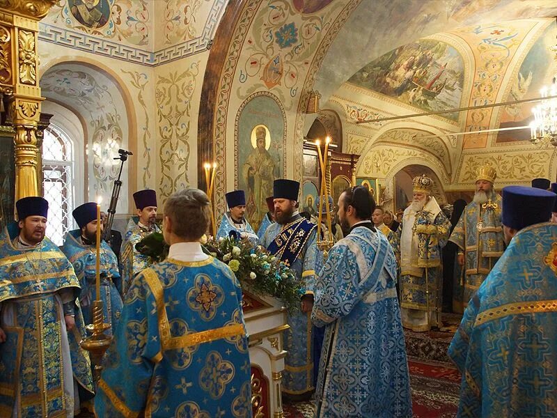 служба в церкви иркутск