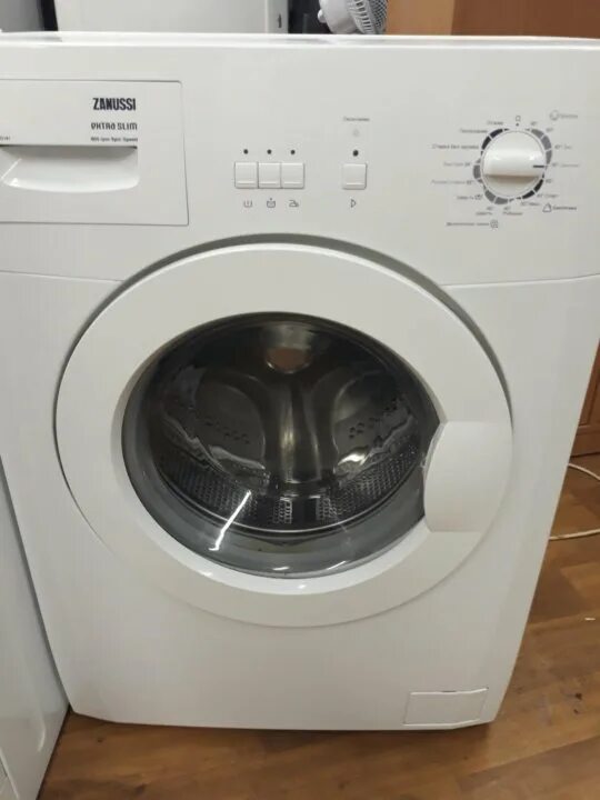 Zanussi slim. Zanussi slim. Машинка zanussi extra slim. Zanussi zwf 5105. Стиральная машина zanussi zws 281.