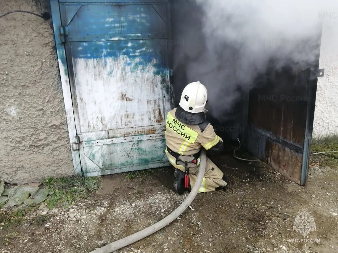 Противопожарная социальная реклама. Человек охваченный огнем. Пожар в полянках. I hope you die in a fire обложка. A fire happened.