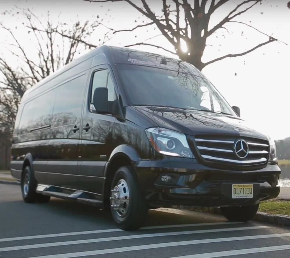 Как сделать спринтер. Mercedes Sprinter 2021. Мерседес Спринтер 2021. Mercedes Sprinter 2022. Мерседес Спринтер 2022.