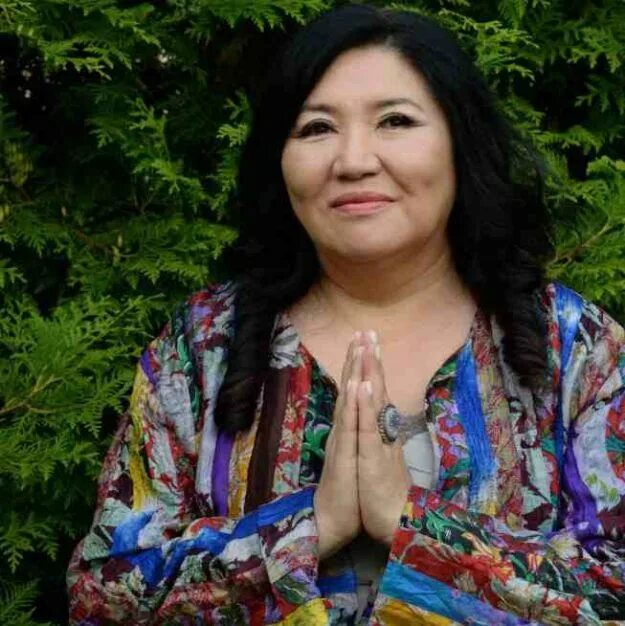 Шаманка кажетта. Кажетта отзывы о приеме. Шаманка кажетта. Шаманка кажетта ахметжанова. Кажета гадалка яснавидиши.