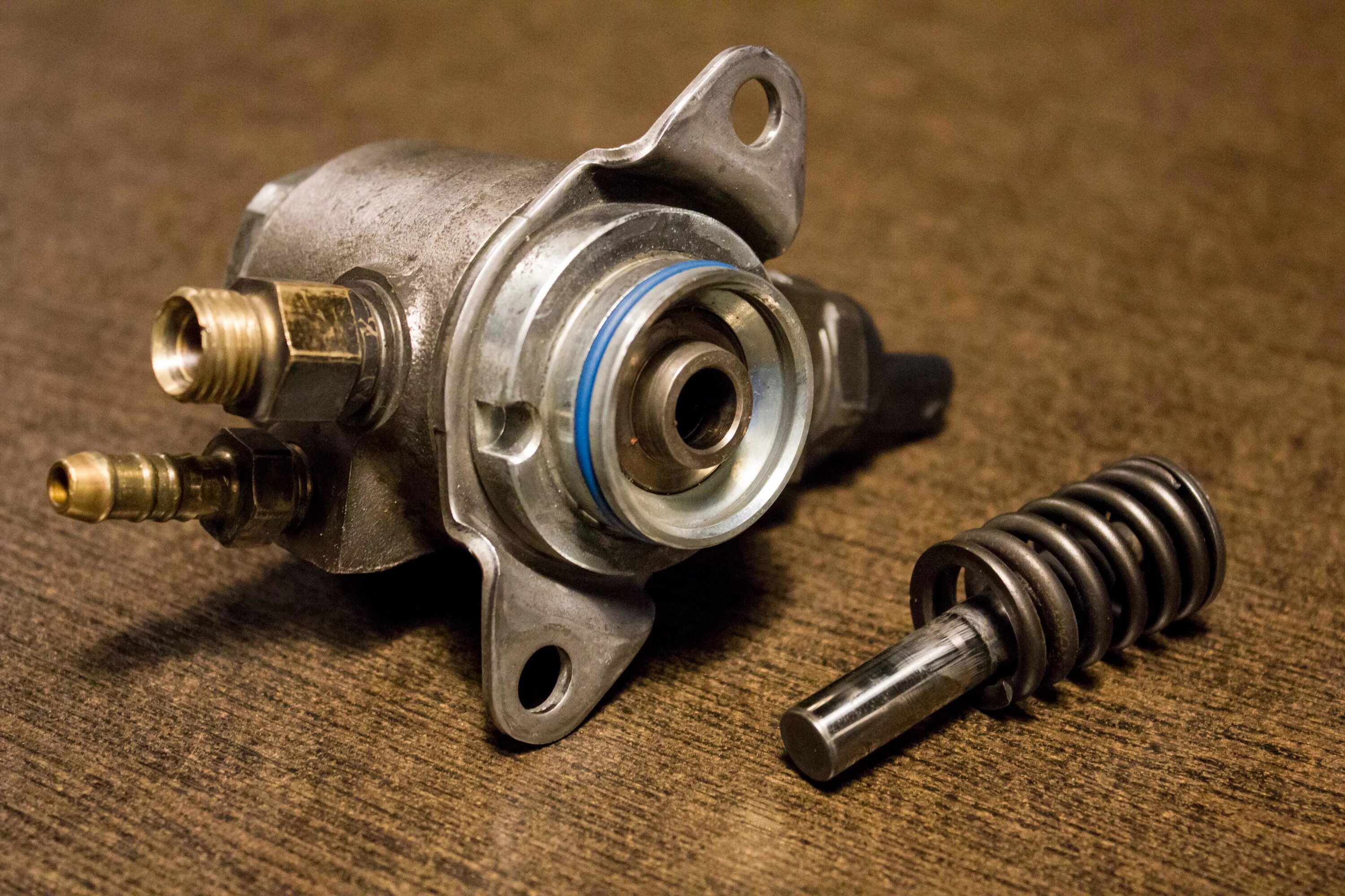 8 tsi. Толкатель 1. 4 tsi bmy. 0 tsi tiguan. 8 tsi.