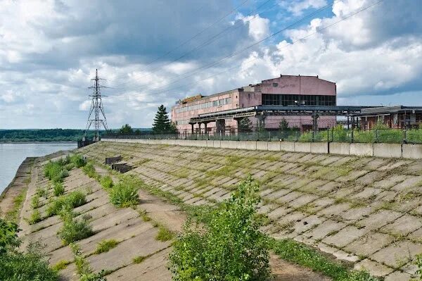 Порт Кама Пермь. Монастырская 1а Пермь. Парк отдыха порт Пермь. Порт Кама беседки Пермь.