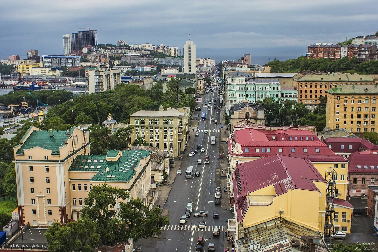 Владивосток Светланская площадь. Владивосток центр города. Улица Светланская Владивосток вид сверху. Улица Светланка Владивосток. Спортивная улица владивосток