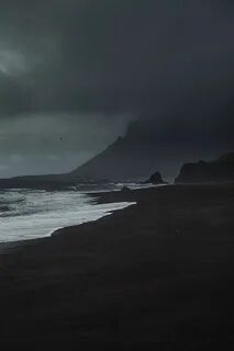 Зловещее море