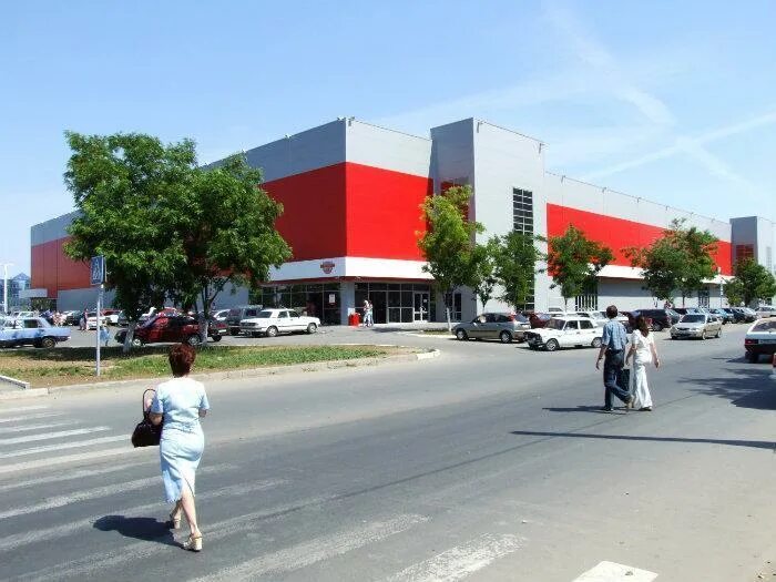 Гипер волгодонск курчатова. Волгодонск, пр-т курчатова, 18. Гипер волгодонск курчатова. Гипермаркет волгодонск курчатова. Курчатова 48а волгодонск.