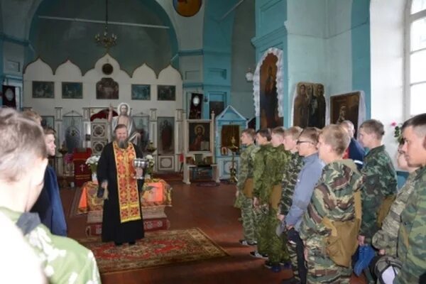 Погода плотниково притобольного. Гладковская школа Притобольный район. Гладковское Притобольный район Церковь. Церковь село Гладковское. Село Гладковское Курганская область Притобольный район.