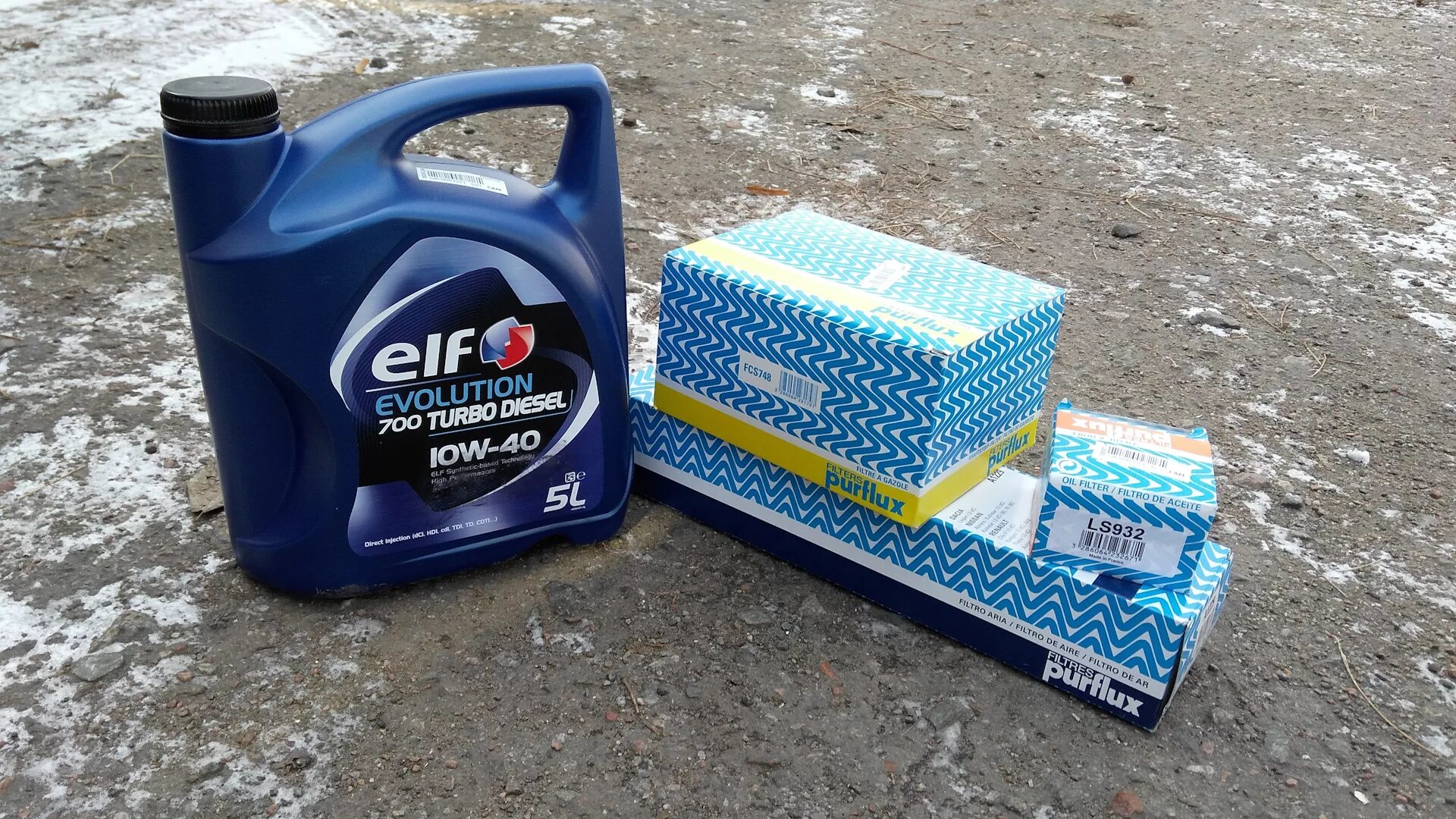 Масло в рено премиум. Моторное масло для renault megane дизель 1. Масло в редуктор даф 105. Масло в редуктор рено колеос 2. Масло акпп duster 2.