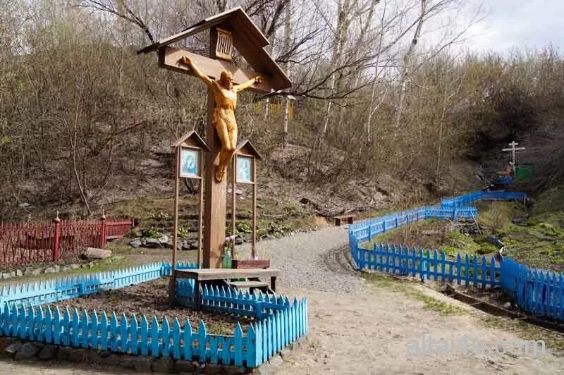 свято никольский источник. никольская церковь барнаул внутри. знаменский монастырь барнаул. св барнаул. николаевская церковь барнаул.