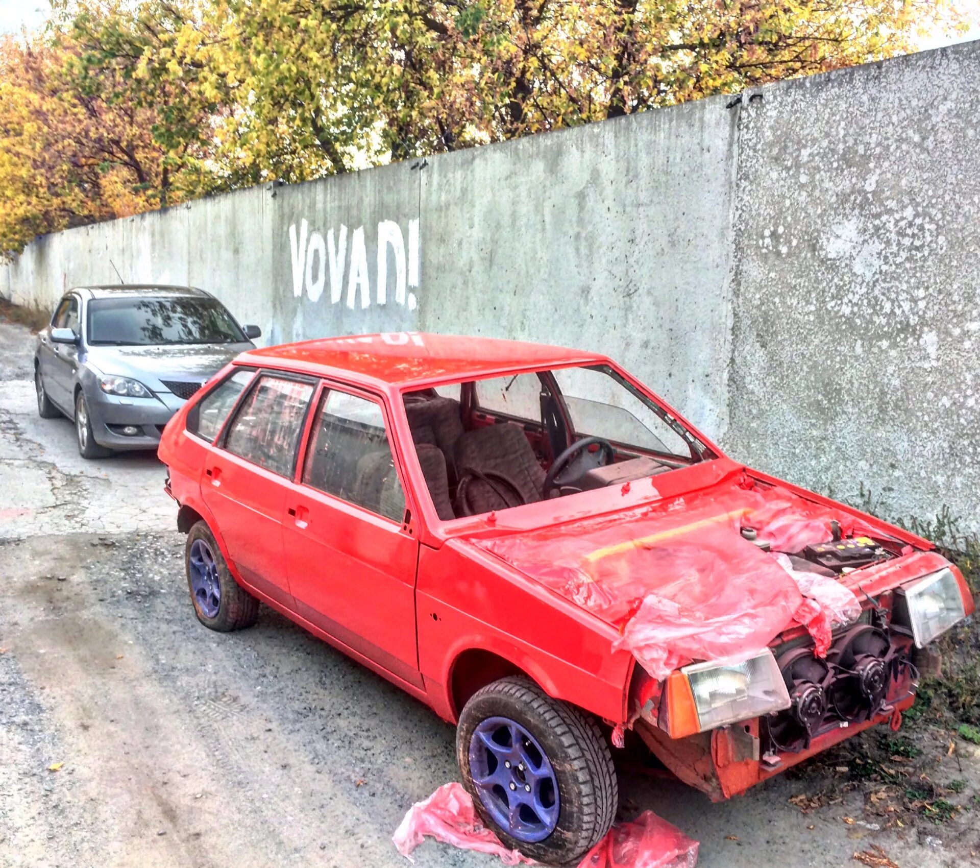 Покраска ваз 2109. Ваз 2109 перекрас. Ваз 2108 покраска. Краска ваз 2109 421. Ваз 2109 вишневая.