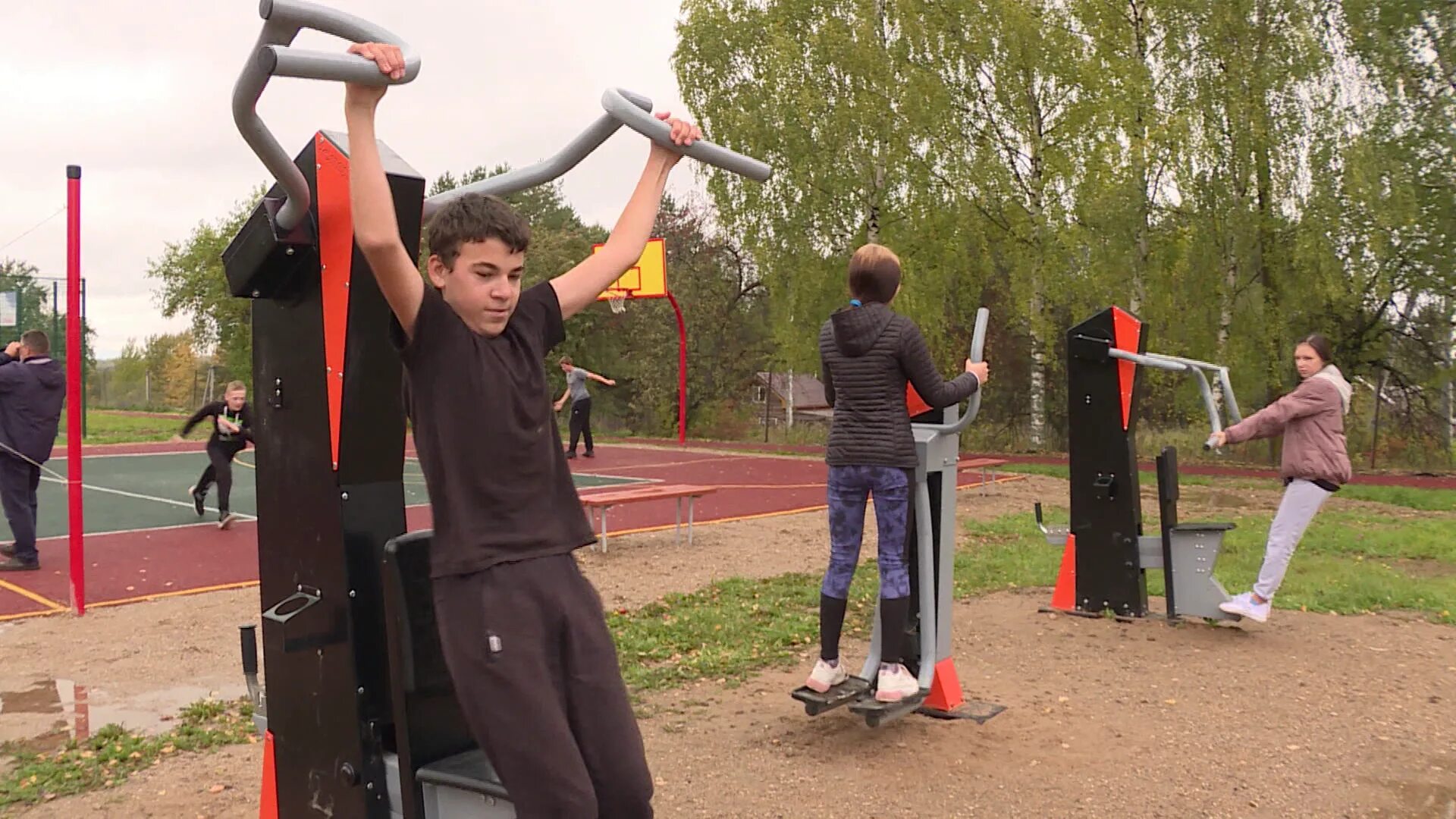 Воробьёва елена мантурово. Клуб бокса атлант кострома. Спортивные секции кострома. Спорт секции кострома. Соревнования спортивная гимнастика кострома.