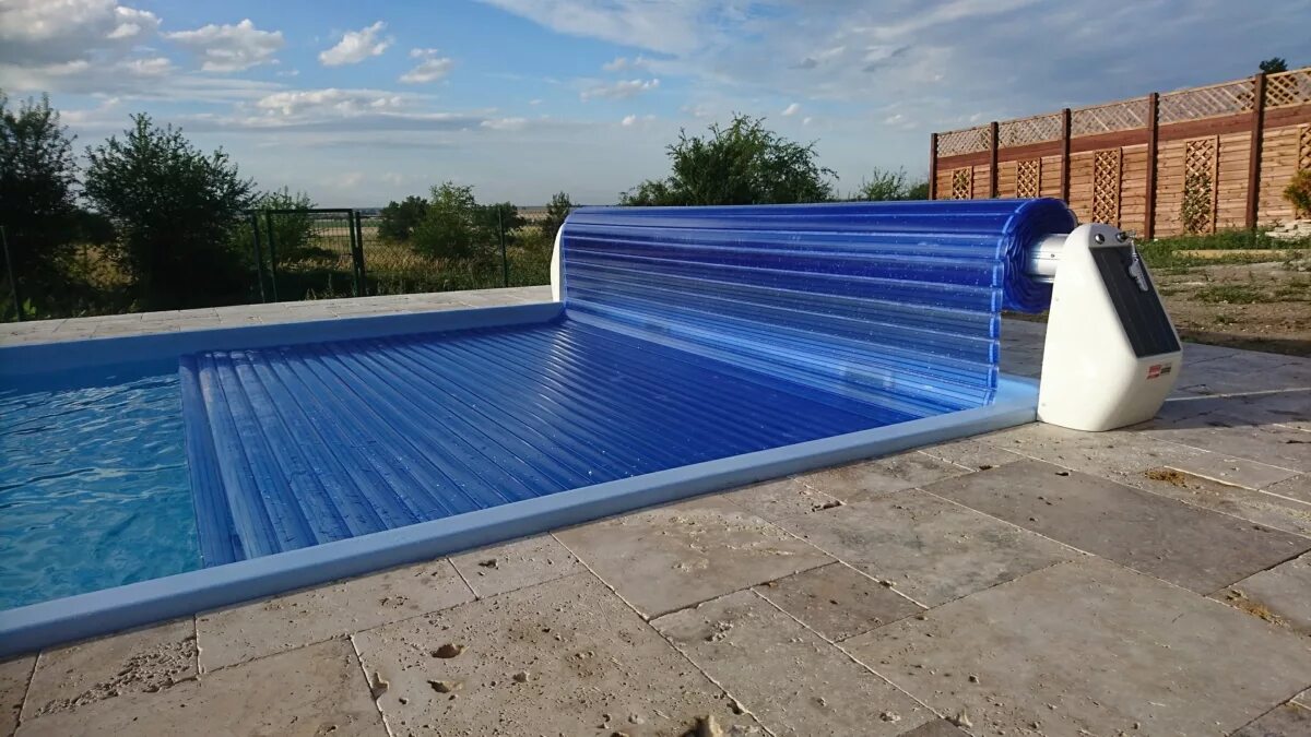 Автоматический бассейн. Empirepools крышка бассейна. Автоматический бассейн. Сдвижной настил для бассейна atlantic. Автоматический бассейн.