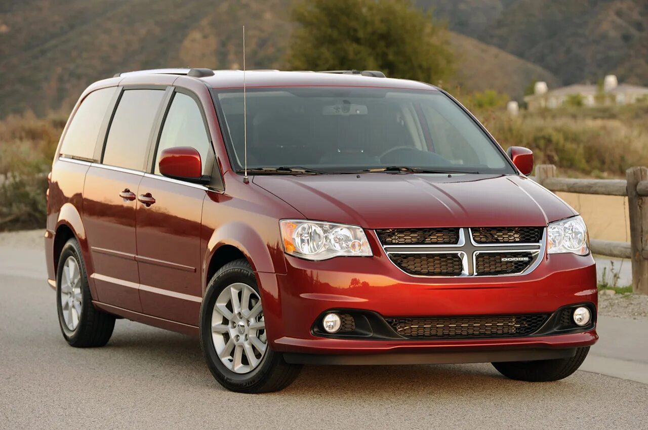 Автомобили додж караван. Dodge Grand Caravan. Dodge Grand Caravan 2015. Dodge Caravan 2011. Dodge Grand Caravan 2011.