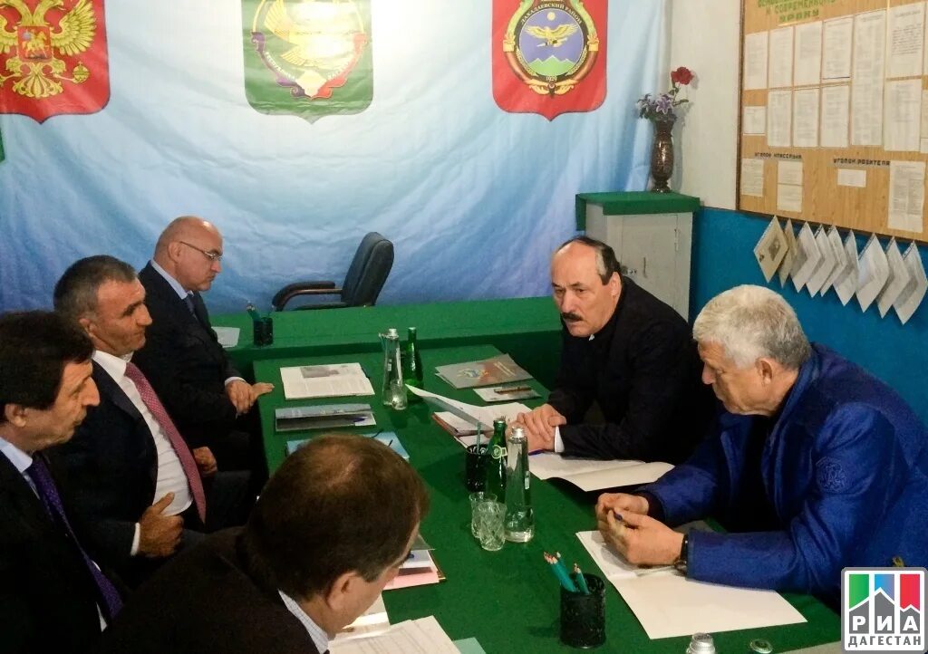 Дагестан управление главы. Глава дахадаевского района республики дагестан. джарулла рабаданович. омаров джарулла рабаданович. глава мо дахадаевский район-омаров джарулла.
