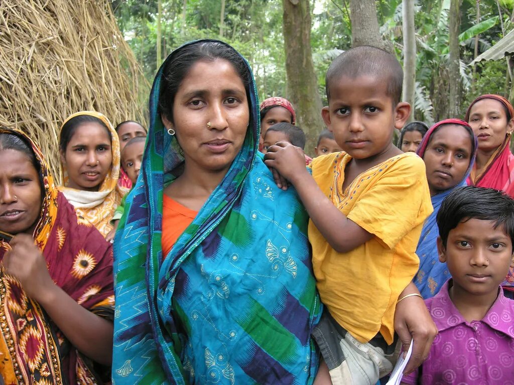 Village woman. Возраст совершеннолетия в Индии. 7+ Возраст. Bengali Village women. Фото 7+ возраста.