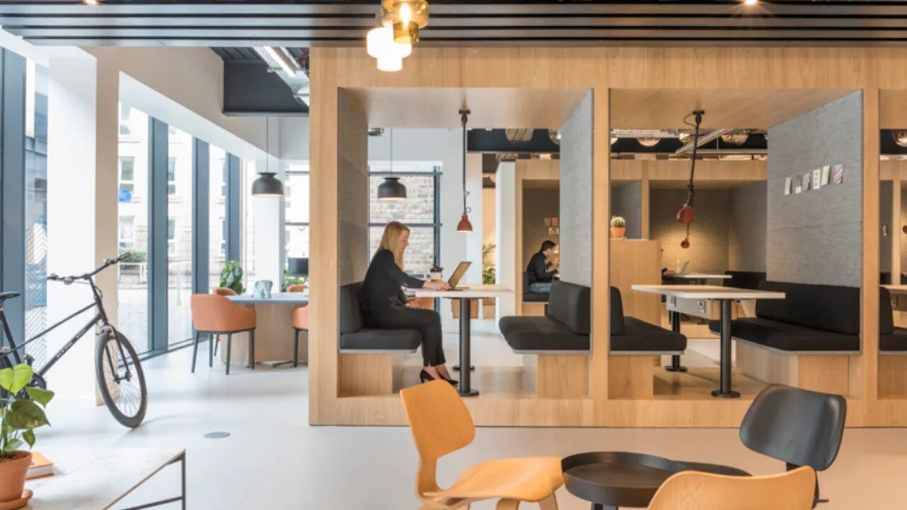 Офисы wework. Shared office. Shared office. Shared office. Коворкинг офис.