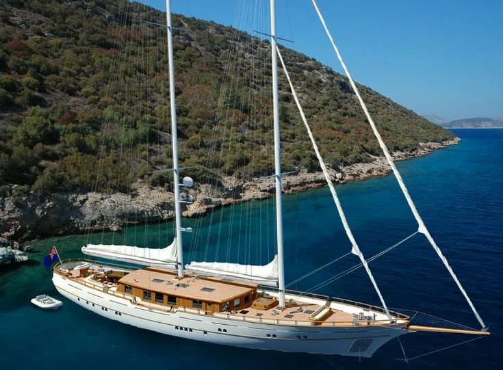 Блумер яхта. Яхта sailing yacht a. парусная яхта “gulet”. двухмачтовые парусные яхты. яхта атос.