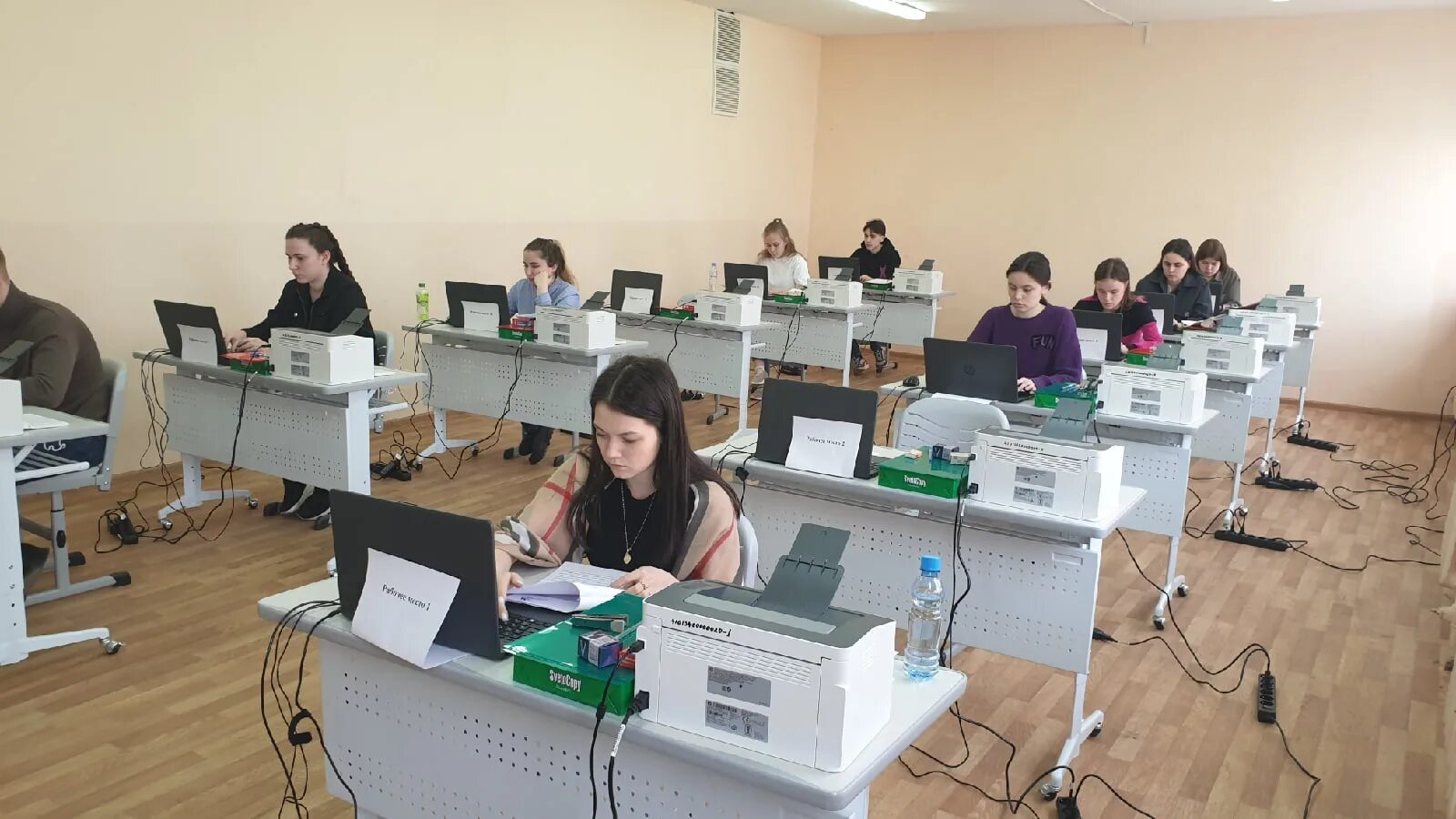 Демонстрационный экзамен. Демонстрационный экзамен по стандартам WORLDSKILLS. Демонстрационный экзамен по социальной работе. Ворлдскилс демоэкзамен 2021.