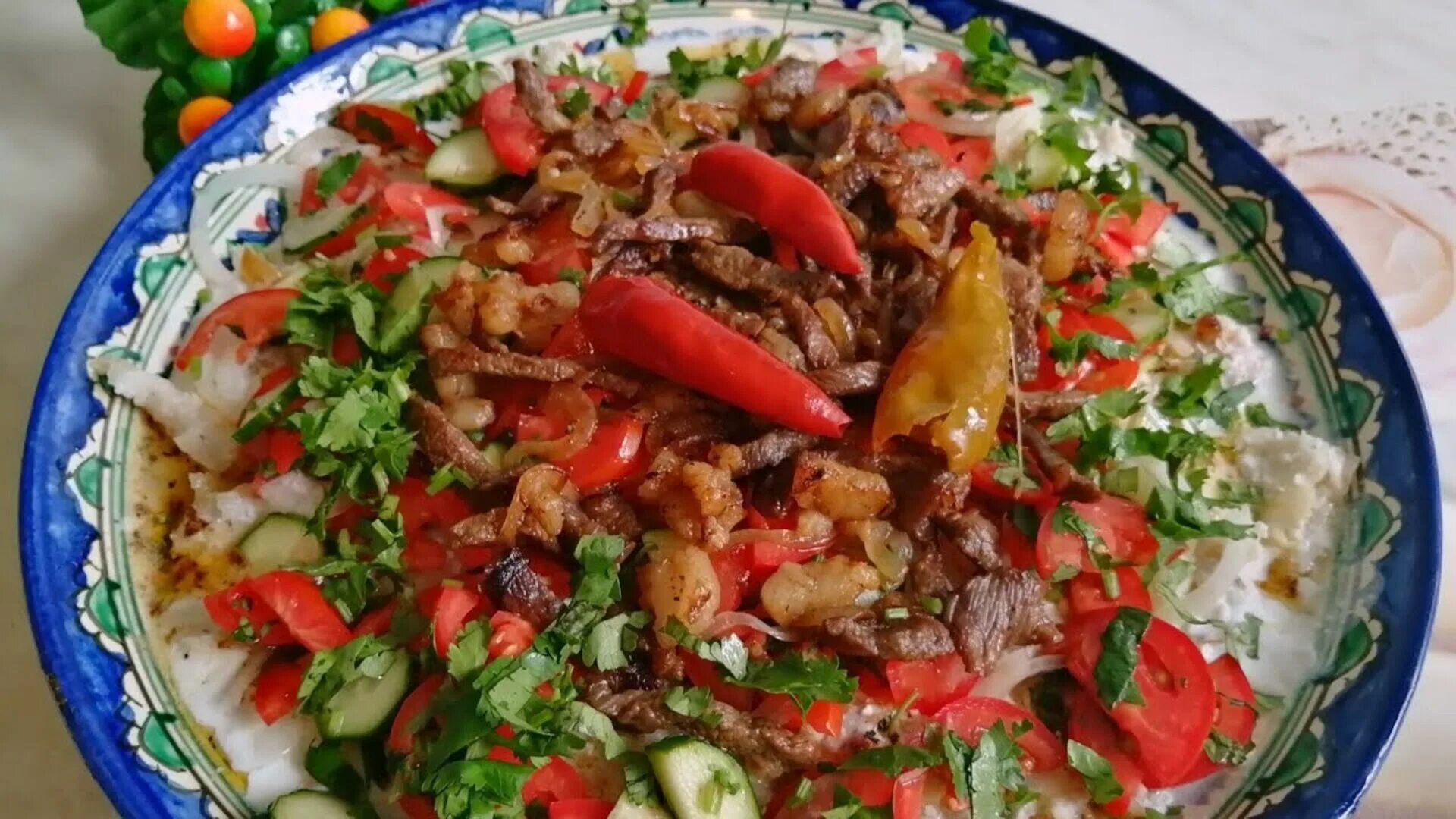 Таджикское блюдо курутоб. Куртоб рецепт. Шакароб курутоб. Таджикское национальное блюдо курутоб. Таджикское блюдо курутоб.