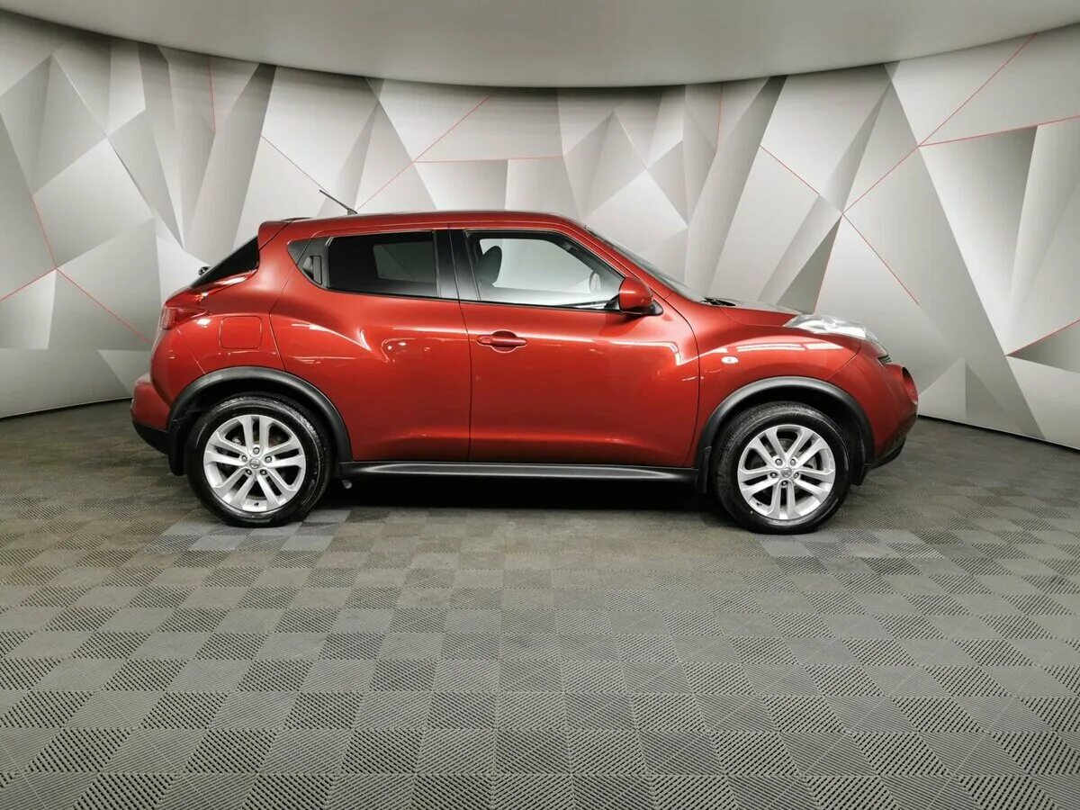 Nissan juke (2011-2014). Серый ниссан жук с красным. Nissan juke 2011. Ниссан джук 2011. Ниссан джук 2011 года.