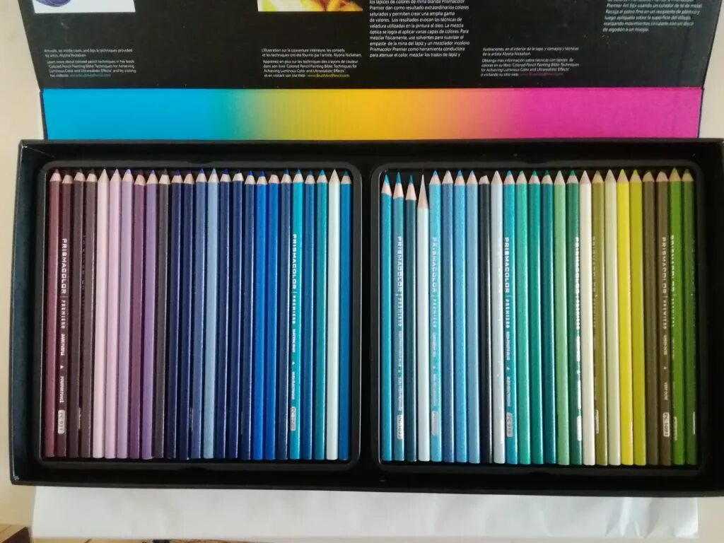 В коробке 150 карандашей. Prismacolor 150. акварельные карандаши staedtler 36. карандаши призмаколор 150. цветные карандаши 150 цветов.