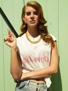 She s not me lana del