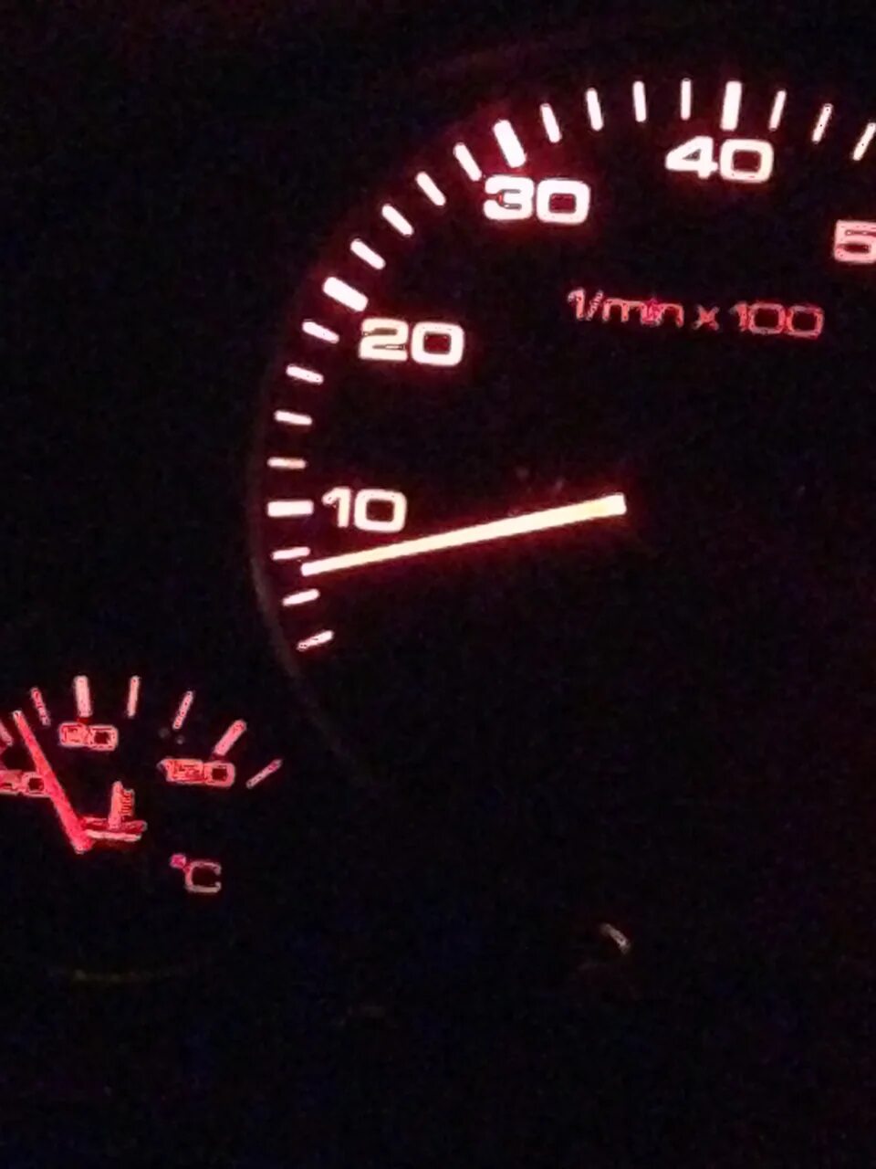 Плавают обороты на ауди 80 б 4. Ауди 80 б3 ke jetronic датчик холостого хода. Регулятор давления топлива ауди 80 вакуумный. Холостые обороты ауди 80 б три. Приборная панель ауди 80 б4.