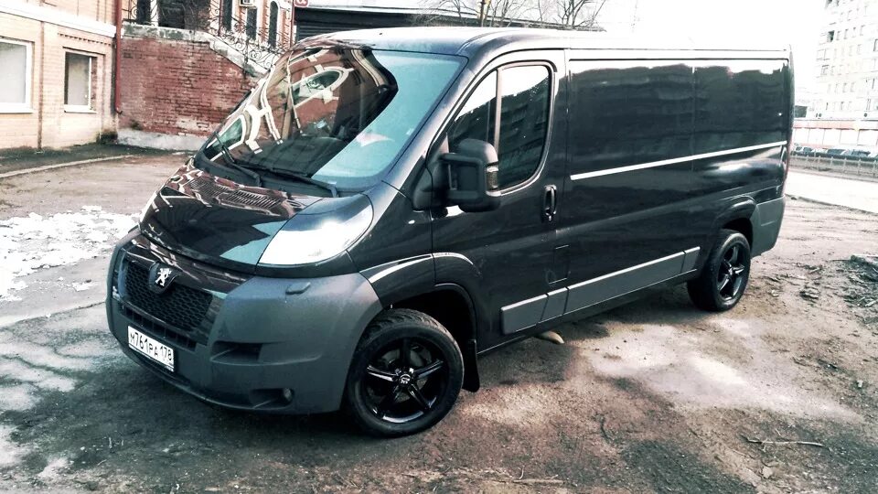 Литые диски на пежо боксер r16. Диски peugeot boxer. Колеса пежо боксер. Диски peugeot boxer. Диски peugeot boxer.
