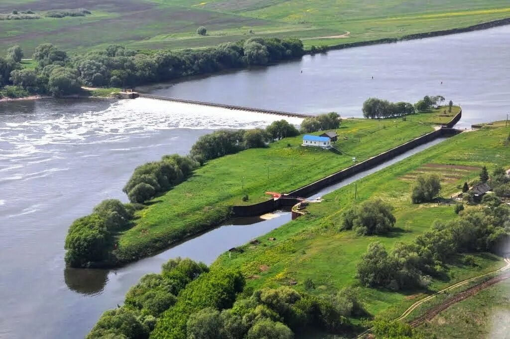 подужемская гэс плотина. надвоицы беломоро балтийский канал. минусинск гэс. участок реки между двумя плотинами 4. новомичуринское водохранилище плотина.