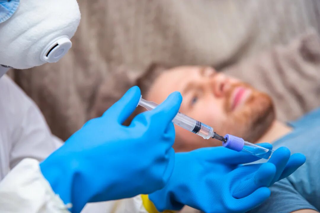 Капельница от наркозависимости. Реабилитация при наркомании. Реабилитация наркомании екатеринбург. Снятие ломки в стационаре. Медицинский брат.