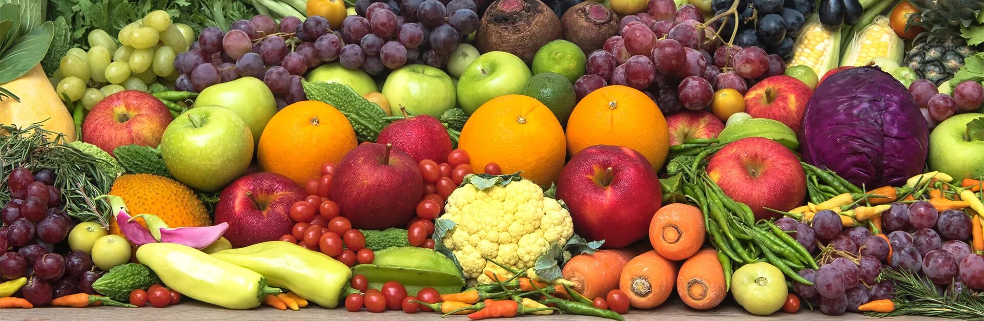 Ягоды и фрукты абхазии. Сочные овощи. Овощи, фрукты, ягоды. Прилавок с овощами и фруктами. Еда фрукты и овощи.