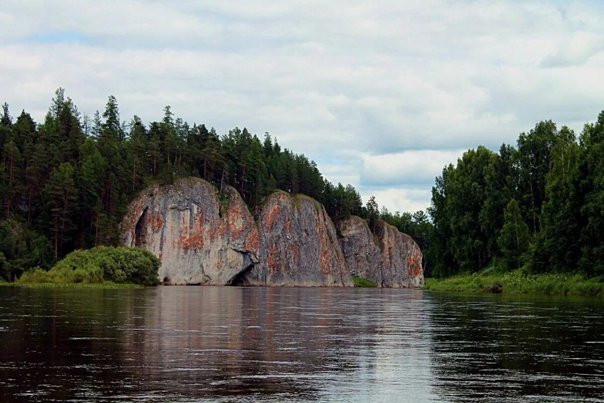 Река северная сосьва. Река Сосьва Свердловская область. Река Сосьва камень. Река Сосьва ХМАО.