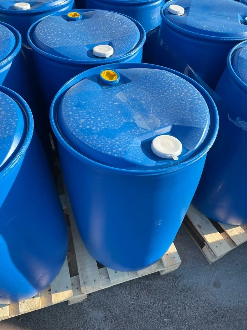 Бочка пластиковая 227 литров. Габариты бочки 227 литров. Бочка пластиковая 200 л. Мпп бочка пластиковая 227л. Бочка 227л.