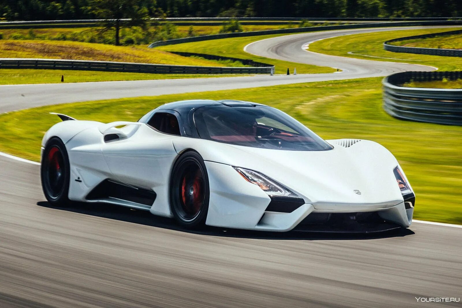 Про быструю машину. Koenigsegg SSC Tuatara. Гиперкар SSC Tuatara. SSC Tuatara суперкары. Бугатти туатара.