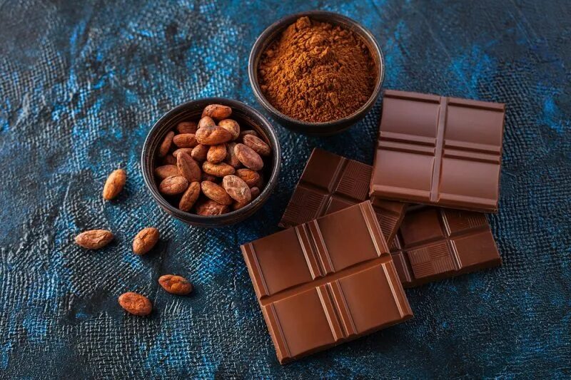 Шоколад продукт. Шоколад какао Бобы. Какао шоколад. Синий шоколад. Шоколад Бобы.