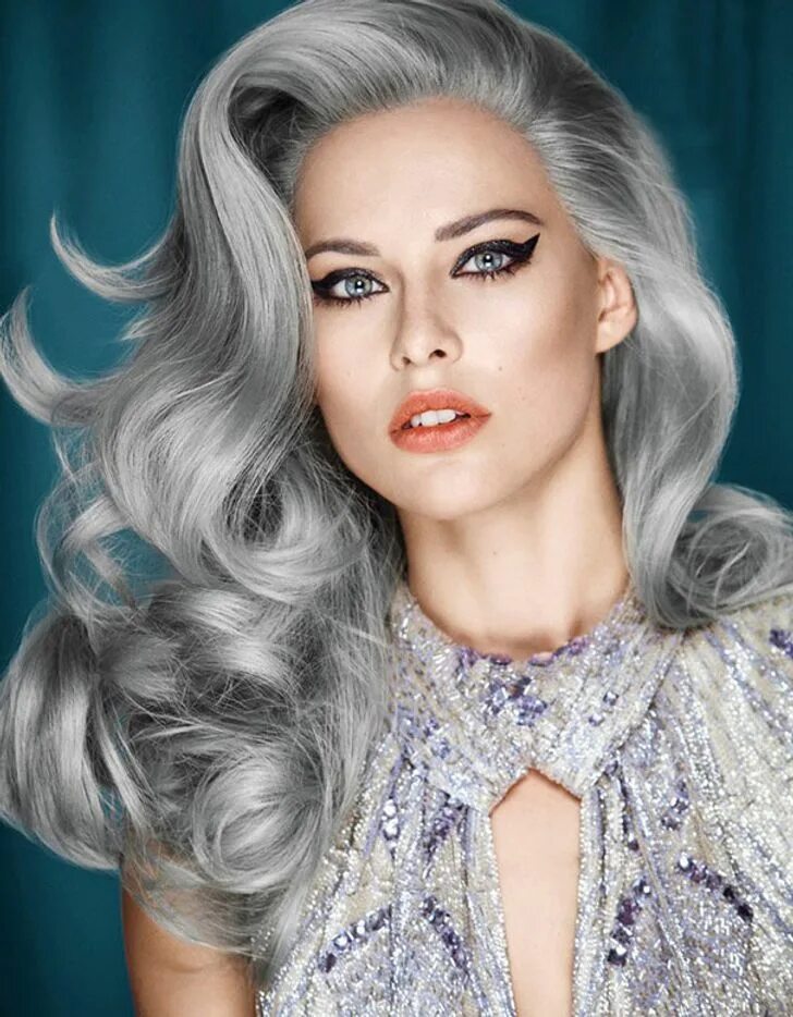 Седые волосы. Дафна хикс grey hair. Серебро седых волос. Серебристые волосы. Серебро седых волос.