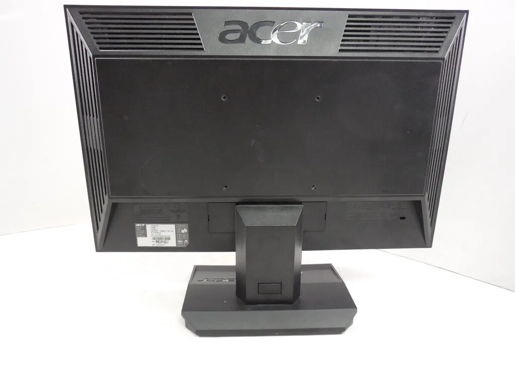 Жк монитор 19. Acer v193wl. Монитор Acer v193wl19'. Монитор 19 Acer v193w. Acer v193 LCD.