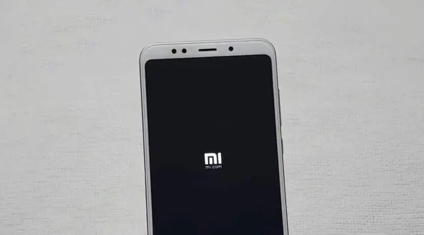 Xiaomi не включается экран. Сяоми завис на логотипе ми. Xiaomi не загружается дальше логотипа. Xiaomi завис на заставке. Xiaomi за 17000 рублей.