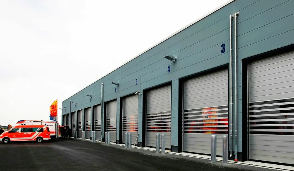 Секционные ворота doorhan rsd01. Воскресенская арка великий новгород. Ворота откатные двухсекционные в одну сторону. Ворота нижний новгород. Ворота нижний новгород.