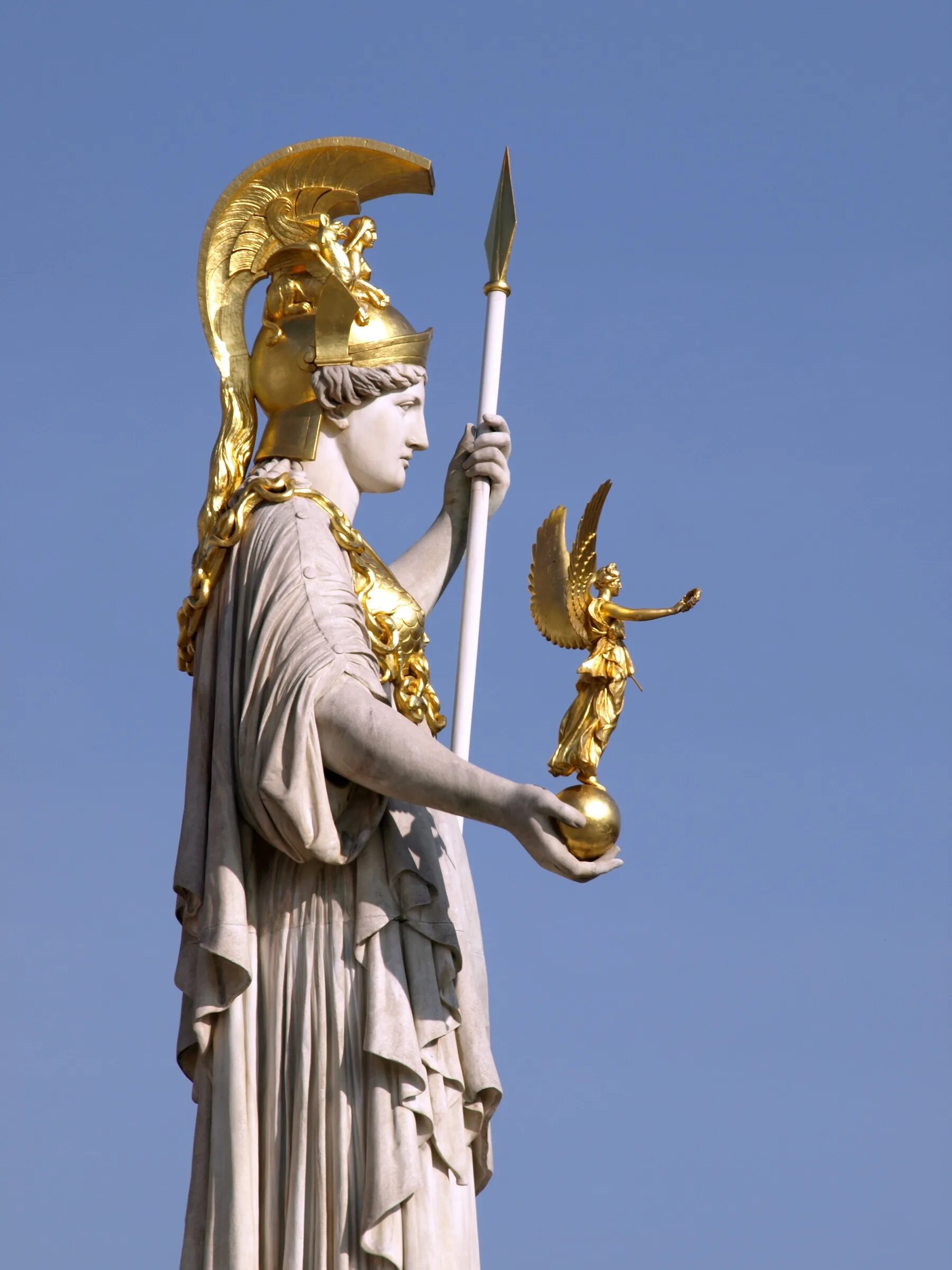Принес в жертву афине. Афина Паллада статуя. Афина Паллада скульптура. Афина Паллада богиня статуя. Афина Паллада богиня древней Греции.