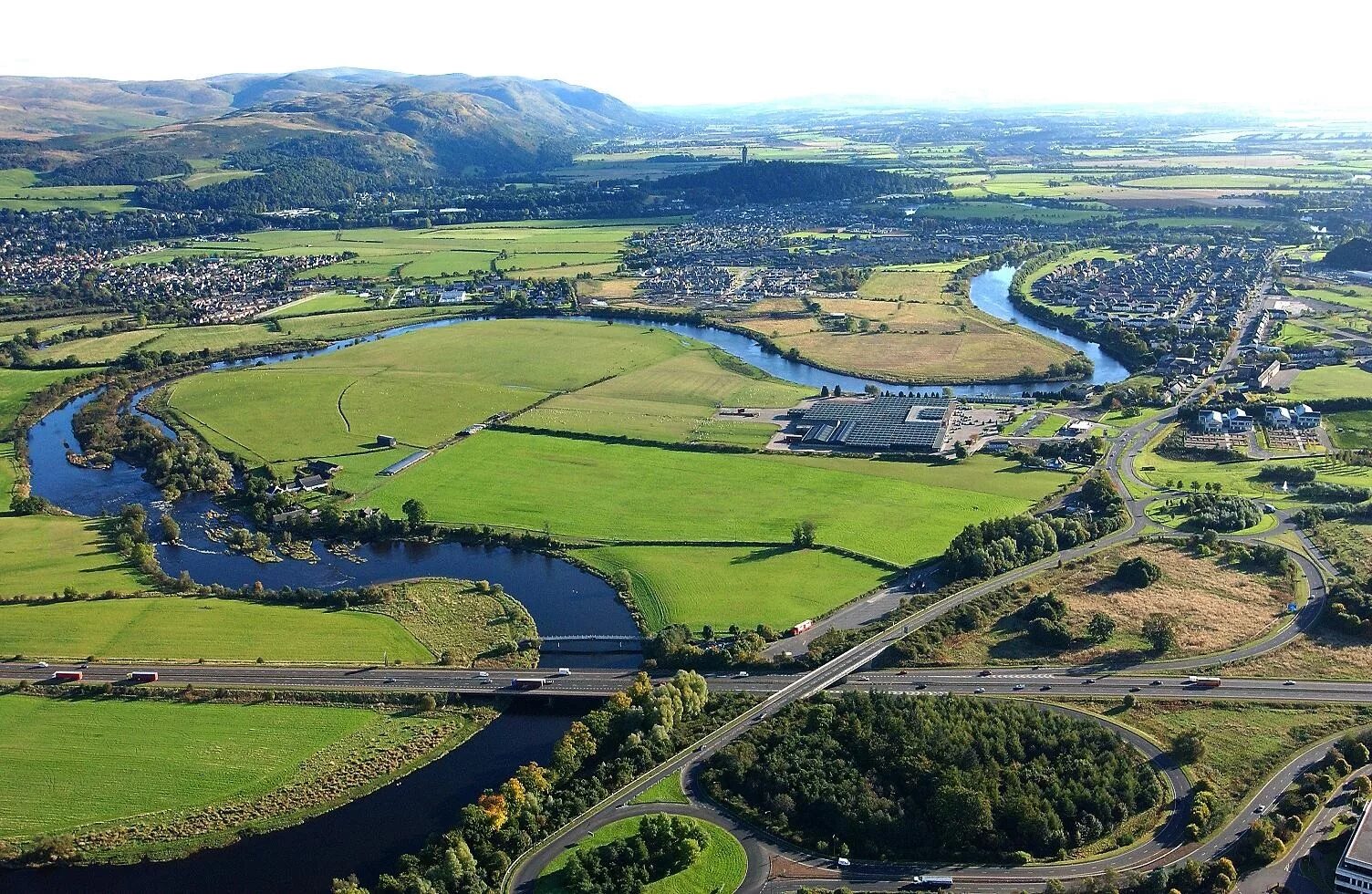 Severn is the longest river. Река Северн в Великобритании. Река Тей в Шотландии. Река Тэй Шотландия. Река Северн Уэльс.