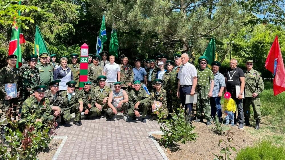 Пограничники участники сво. День пограничника в Республике Крым. Ветераны пограничники. С днём пограничной службы. Совет ветеранов погранвойск Краснодара.