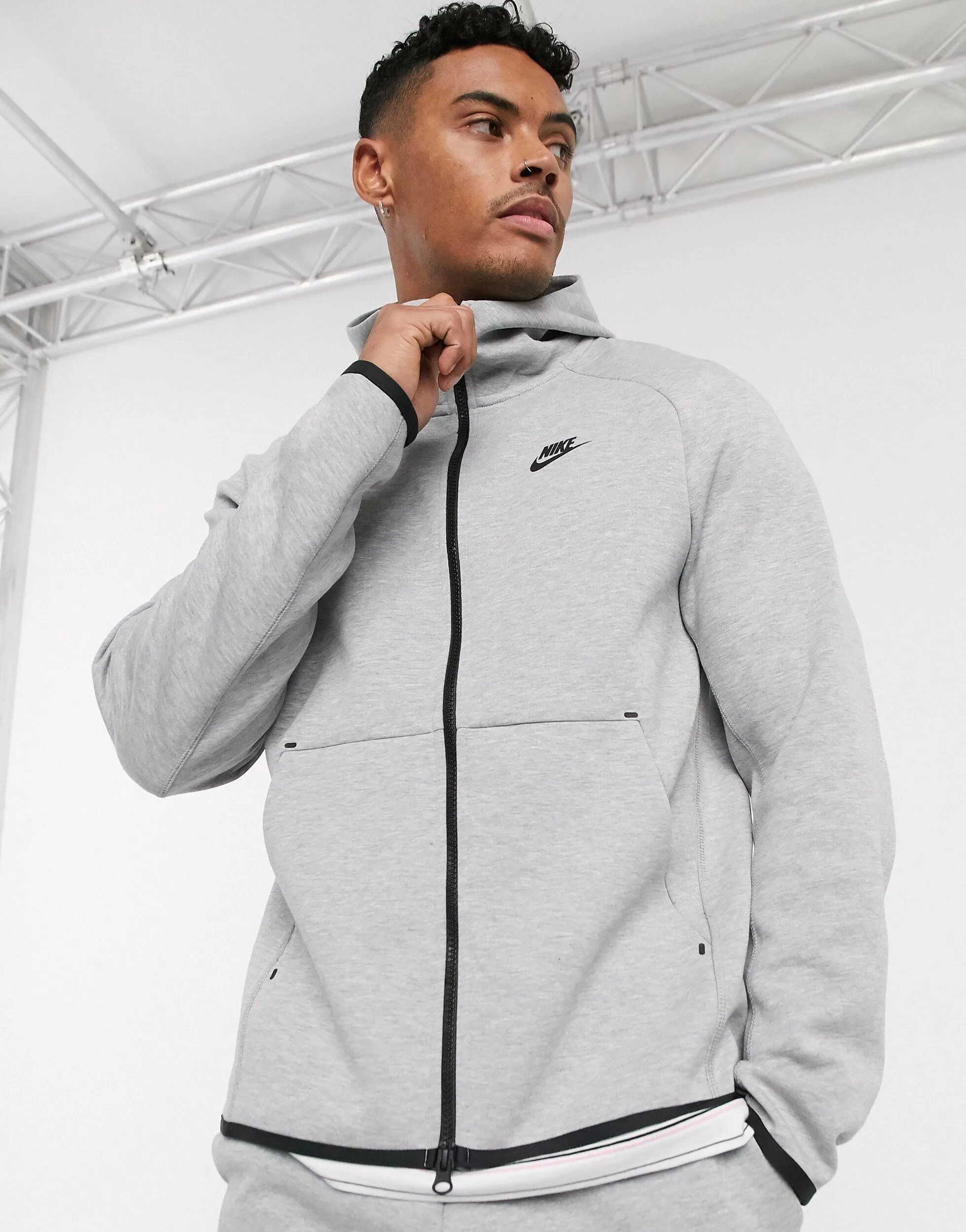 Зип найк теч флис. Зип худи nike tech fleece. nike tech fleece серый. худи nike tech grey. кофта nike tech fleece.