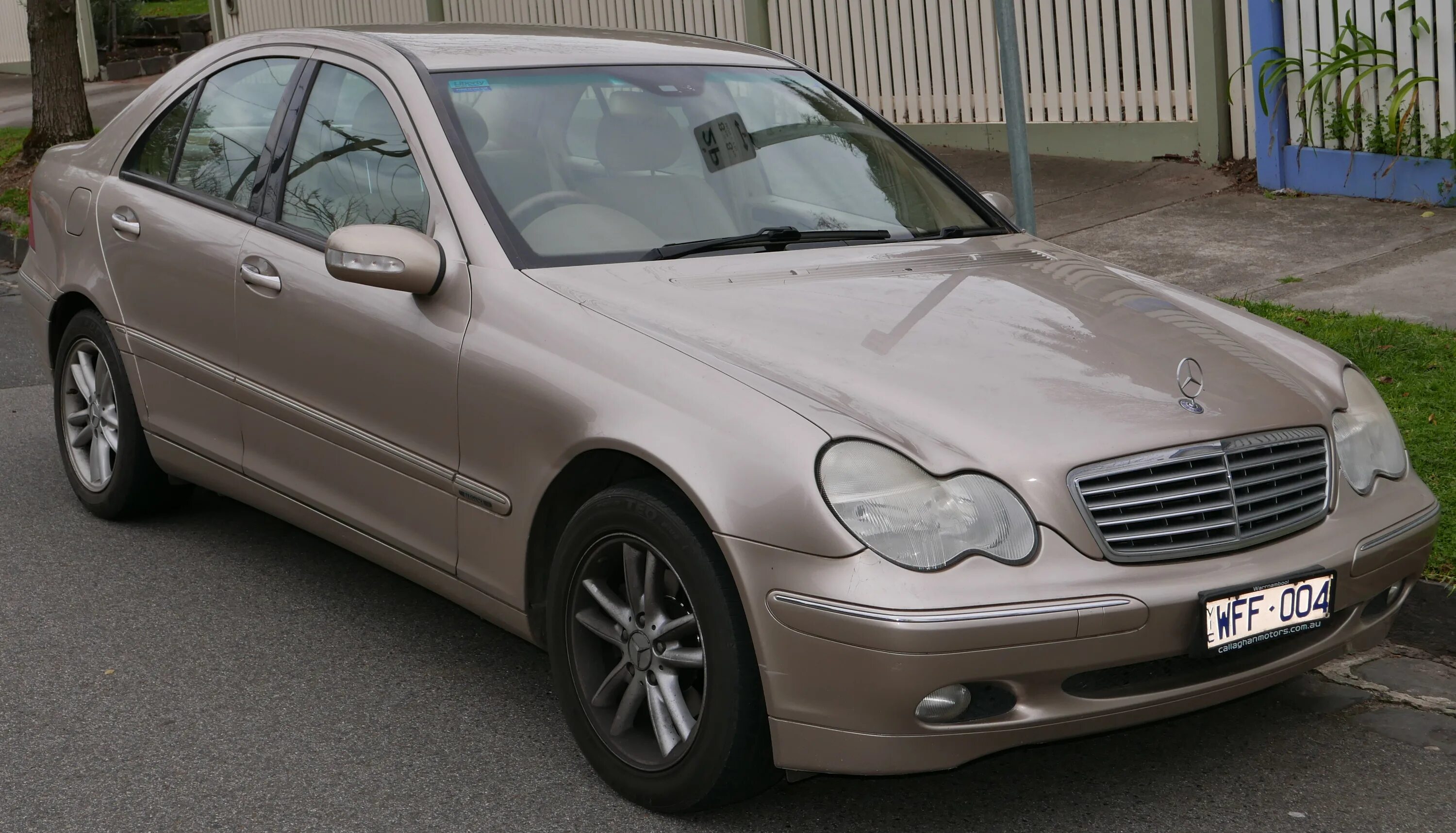 Mercedes Benz c180 Kompressor. Mercedes c180 2002. Mercedes-Benz c 180 2002. Mercedes Benz c class w203.