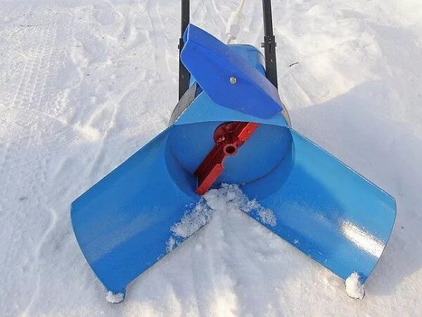 Снегоуборщик на триммер. Снегоуборщик СМБ-1м. Шнек ротор для уборки снега. Ротор для уборки снега из триммера. Ручной ротор для уборки снега.