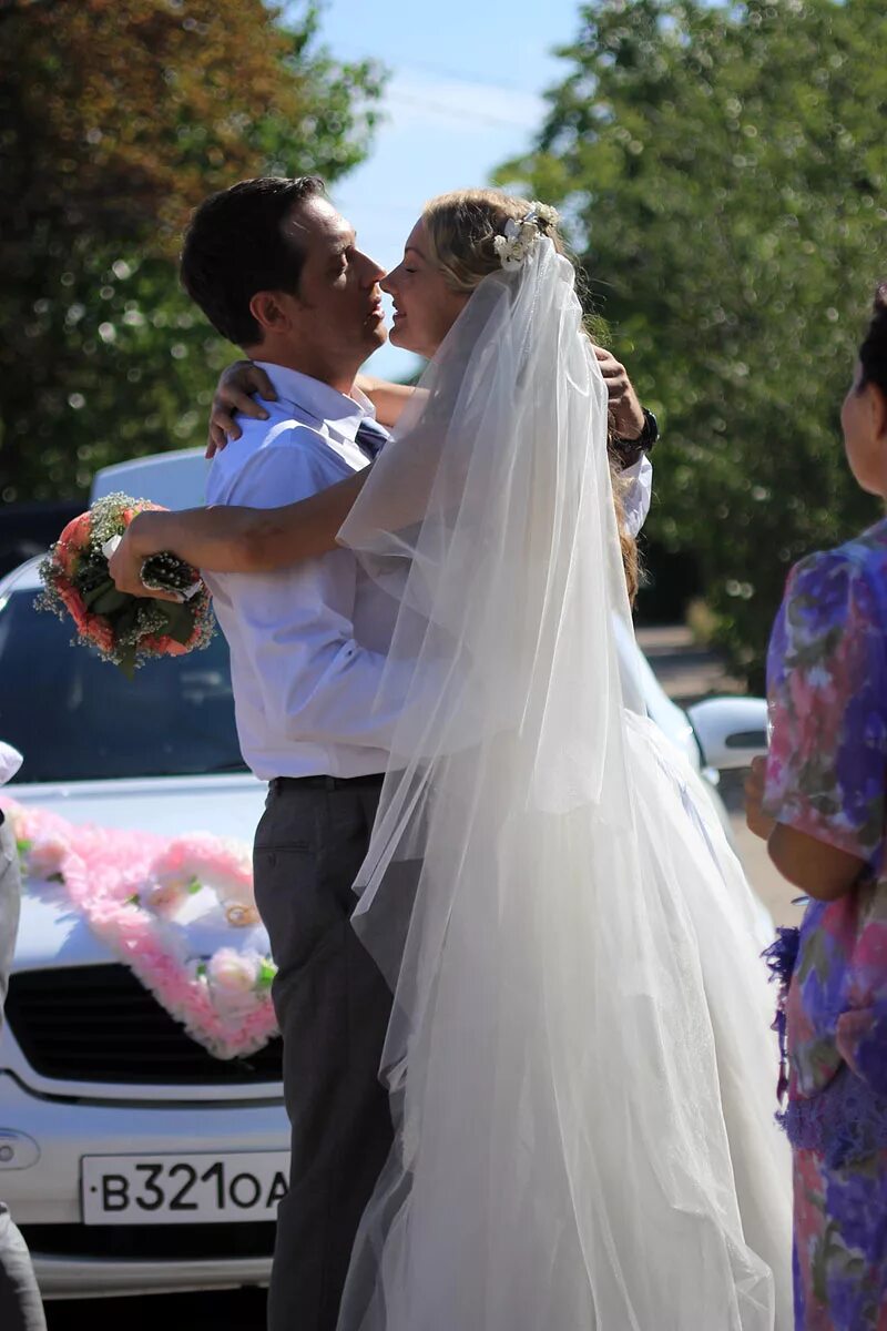 Елена кутырева улыбка пересмешника. Улыбка пересмешника сериал 2014. Елена аросева кутырева. Улыбка пересмешника сериал 2014 кирилл. Кирилл сафонов улыбка пересмешника.