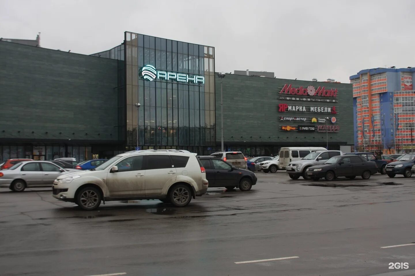 Бульвар победы арена. Днс арена воронеж. Трц арена воронеж. Воронеж б-р. Арена воронеж бульвар победы 23б.